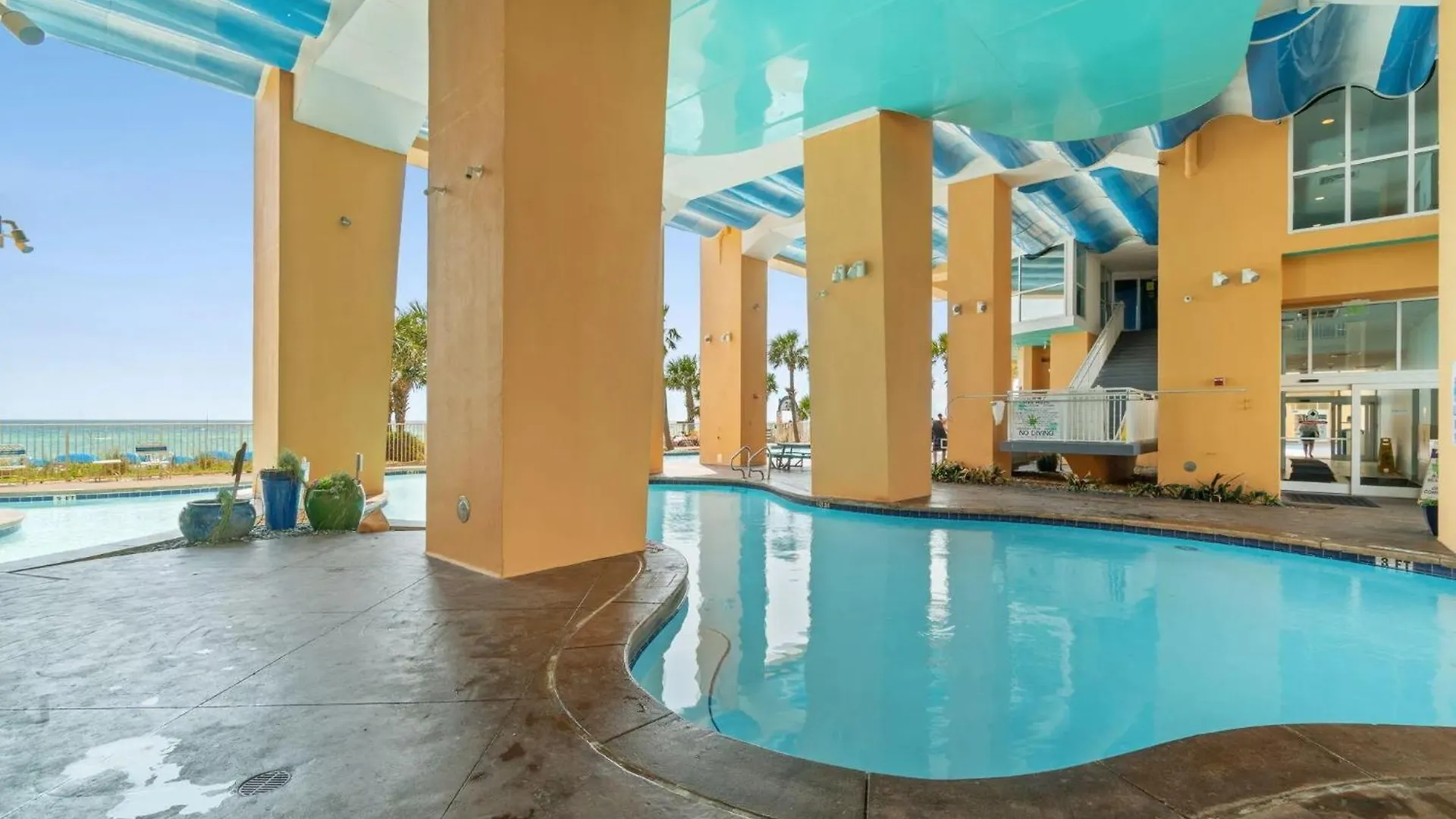Beachfront Oasis At Splash Resort And Condos Panama City Beach
