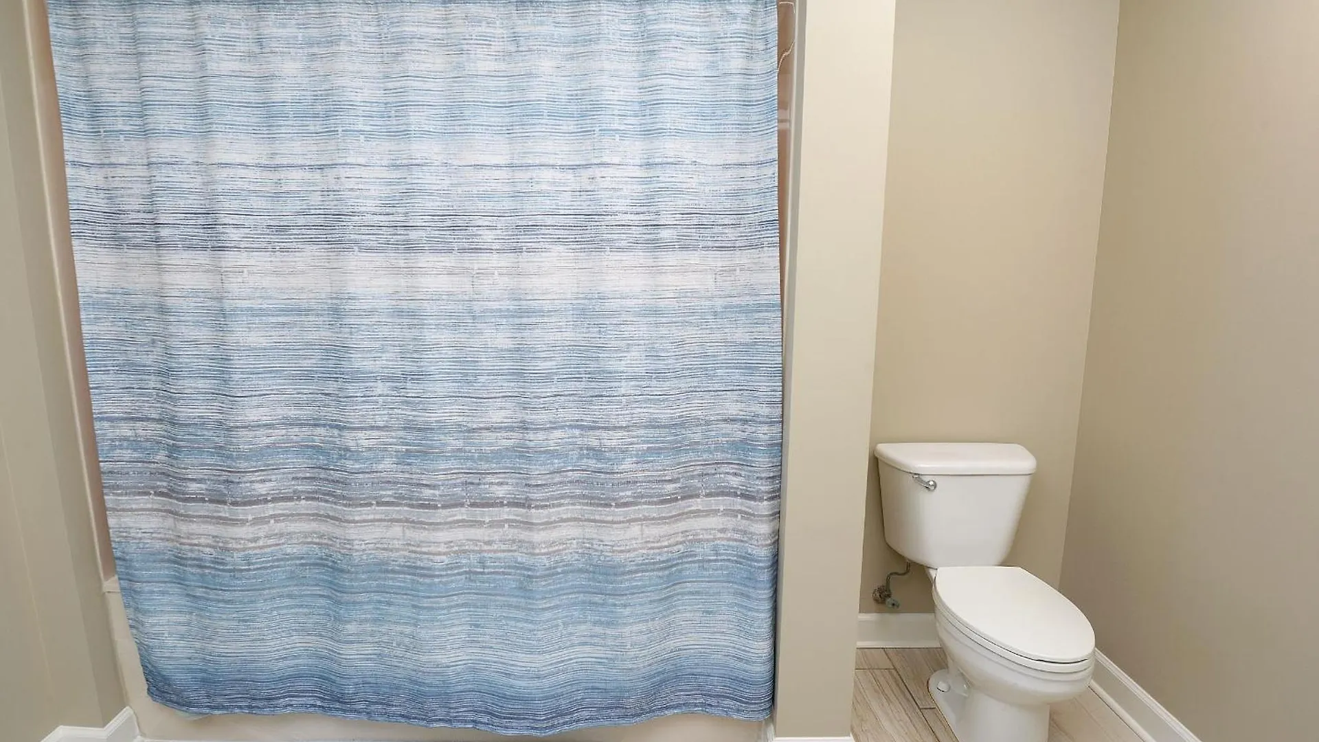 Apart Otel Beachfront Oasis At Splash Resort And Condos Panama City Beach ABD