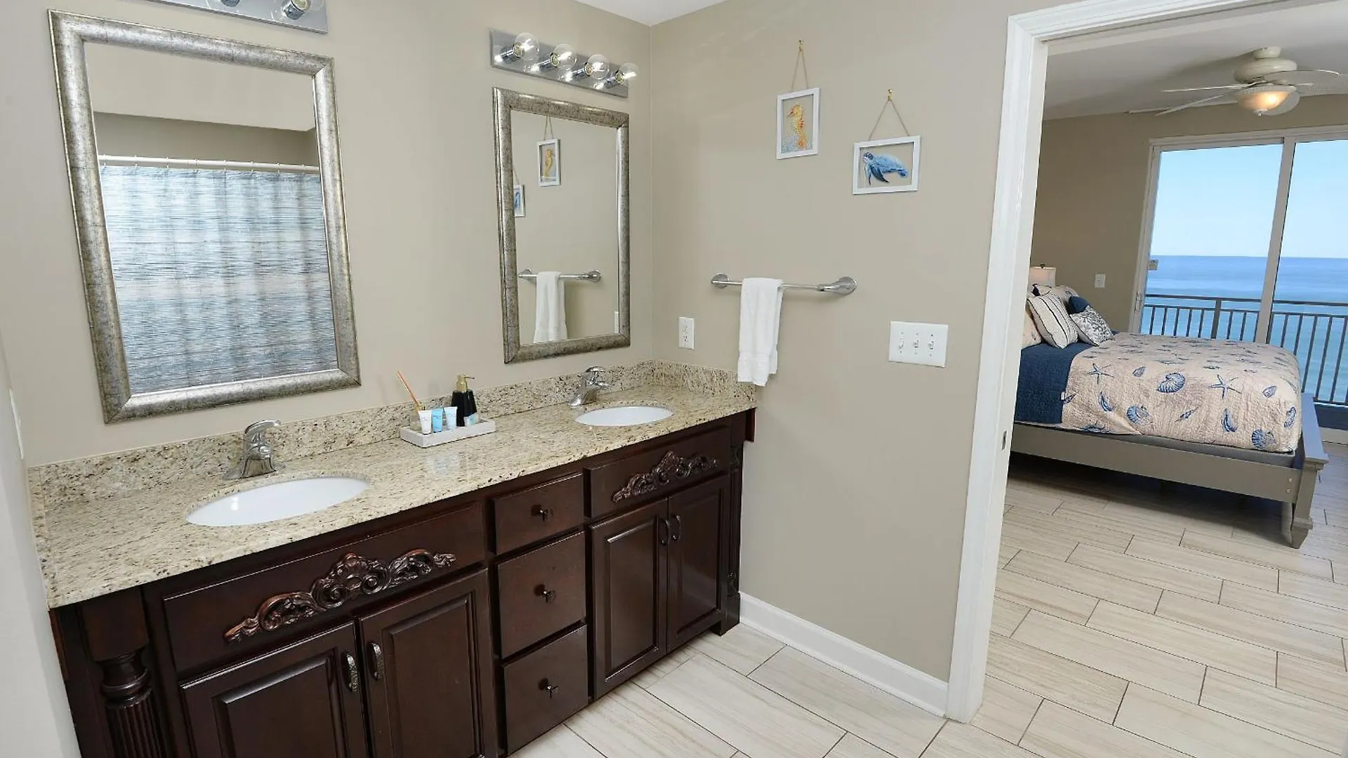 Apart Otel Beachfront Oasis At Splash Resort And Condos Panama City Beach